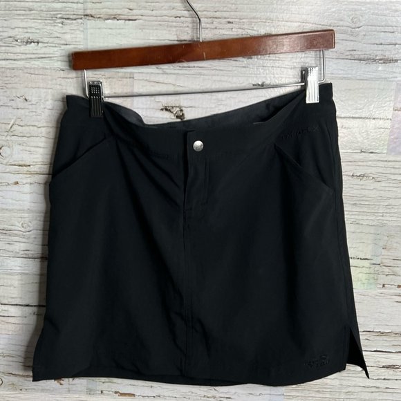 The north face skort black shorts size 6 - Picture 1 of 12